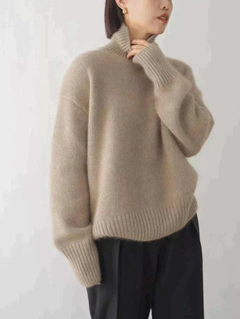 Charlotte | Cosy Turtleneck Sweatshirt