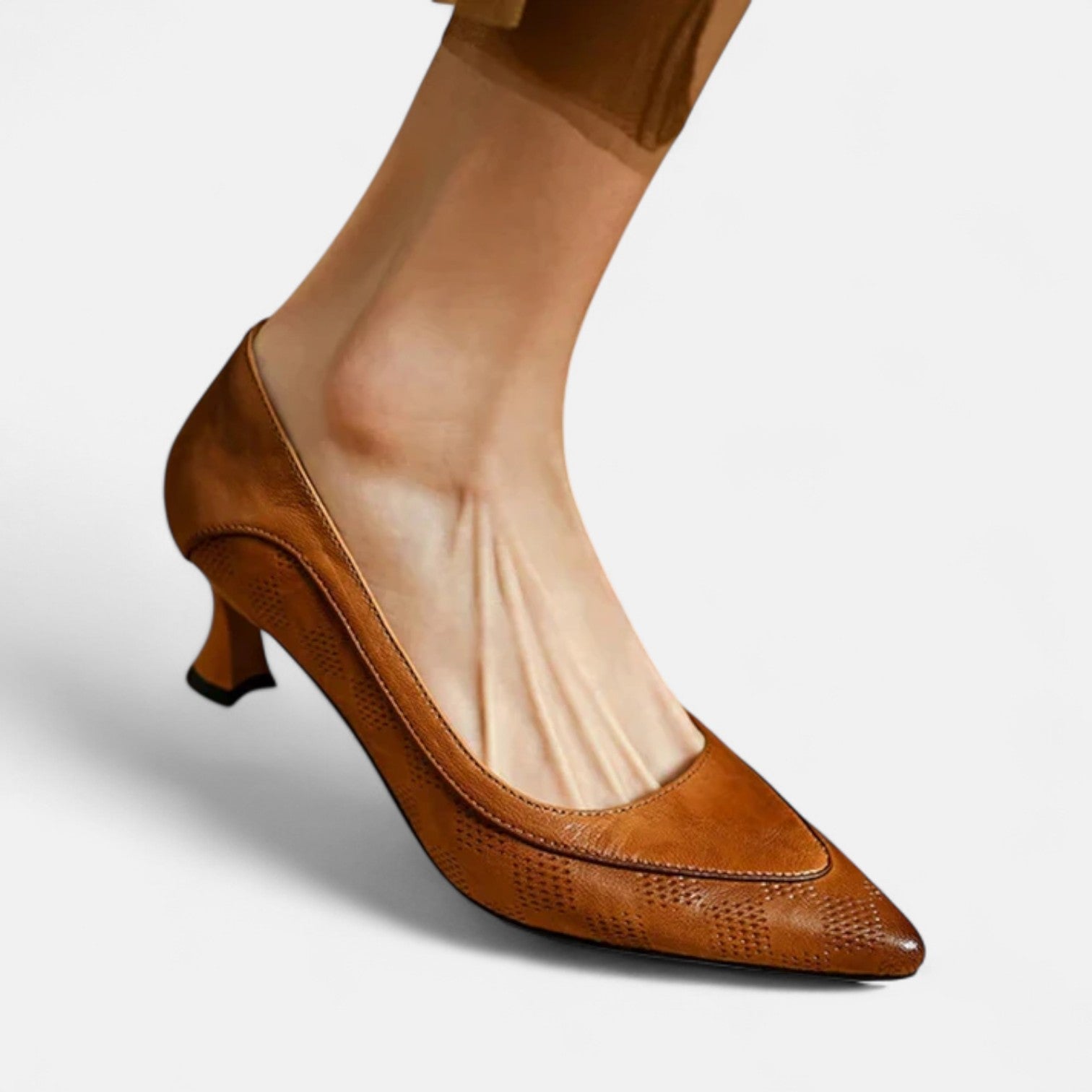 Kirsty | Pointed Heels in Cognac
