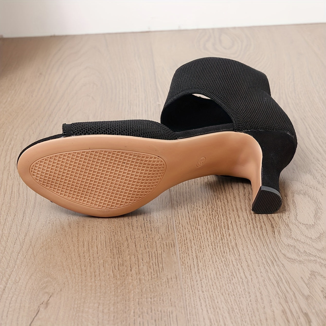 Vanessa | Stretch Comfort Heels